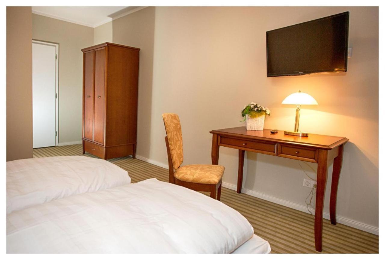 Velpke Hotel Restaurant Postillion מראה חיצוני תמונה